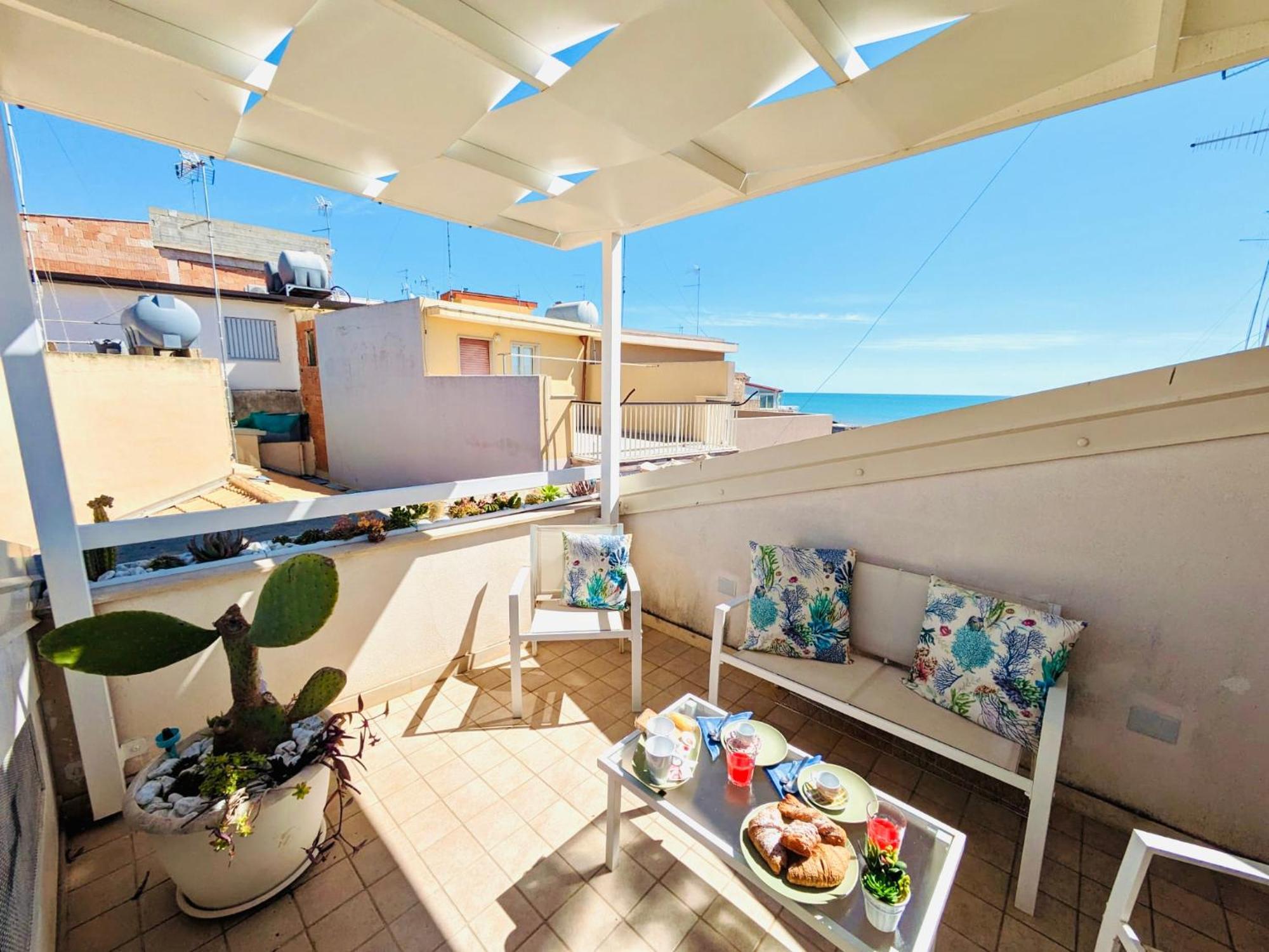 Mare Del Sud , Lovely Apartment With Sea View Pozzallo Dış mekan fotoğraf